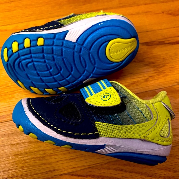 Infant boys Stride Rite Shoes 3 months - Picture 1 of 3